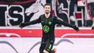 "ننتظر العروض".. فولفسبورغ يفتح الباب أمام رحيل عمورة