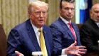 سكوت بيسنت.. «مخلب» ترامب «السري» ضد بوتين