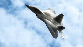 مقاتلة إف-22 رابتور