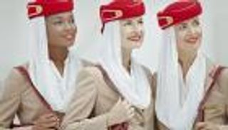 بينها «مكياج الـ7 خطوات».. أسرار عالم «أزياء طواقم الطيران»