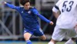 من أصول جزائرية.. 4 معلومات عن جوهرة برشلونة الجديدة