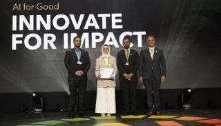 جانب من مراسم التكريم