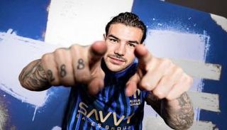 ثيو هيرنانديز بقميص الهلال