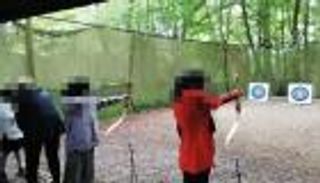 صيف بريطاني بطقوس إيرانية.. مخيم الولاية يثير المخاوف والتساؤلات