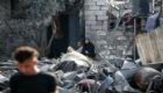 صباح «دام» في غزة.. 31 قتيلا بضربات إسرائيلية بينهم أطفال ونساء