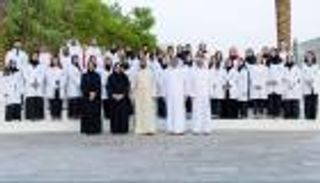 محمد بن راشد يلتقي أوائل خريجي جامعة محمد بن راشد للطب والعلوم الصحية