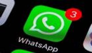 «بوابة لاستهداف المسؤولين».. تحذير إيراني من «واتساب»