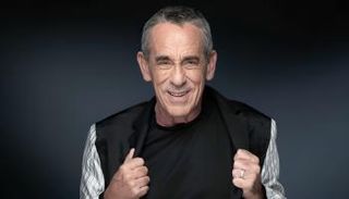 مقدم البرامج والمنتج الفرنسي تييري أرديسون 