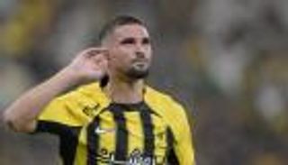 القرار الرسمي اتُخذَ.. نهاية مسلسل حسام عوار والاتحاد السعودي