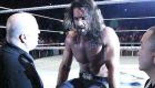 رياضة تمثيلية؟.. نجوم WWE يعانون من إصابات حقيقية كلاعبي كرة القدم (صور)