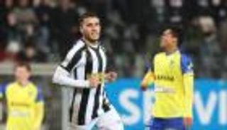 شرط وحيد.. هل يرحل تيطراوي عن شارلوروا؟