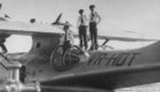 20 دقيقة وسلاح مخبأ في حذاء.. قصة أول اختطاف طائرة بالتاريخ