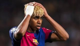 تفاصيل حفل احتفال لامين يامال بعيد ميلاده