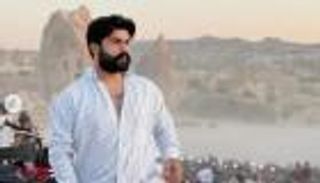 تفاصيل حادث مأساوي في تركيا: مسلح يطلق النار على عارض أزياء أمام أطفاله