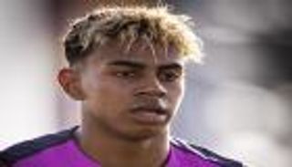 مهارة لامين يامال تخطف الأنظار في برشلونة (فيديو)