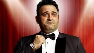 الفنان أكرم حسني