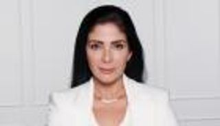 منى زكي ملزمة بسداد 3.6 مليون جنيه بحكم المحكمة