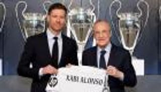 ظهر مبكرا.. أول خلاف بين ألونسو وبيريز في ريال مدريد