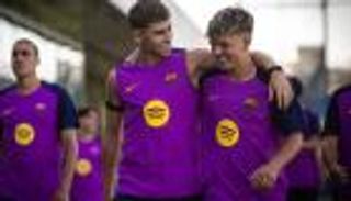 خوان هيرنانديز.. أحدث مفاجآت فليك في برشلونة