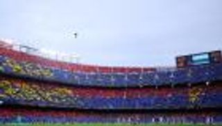 بسبب كامب نو.. «عدو لابورتا» يتهمه بخداع جماهير برشلونة