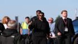 راشفورد في سماء برشلونة.. وبوغبا يعلق (فيديو وصور)