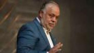 حقيقة منع «البلوجرز» من التمثيل في مصر.. قرارات حاسمة من أشرف زكي لتنظيم المهنة