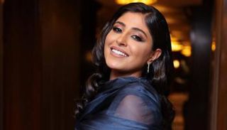 الفنانة شجون الهاجري