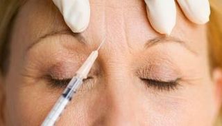 بريطانيا دعت المواطنين لتوخي الحذر عند الإقبال على الإجراءات التجميلية