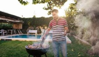 شواء اللحم يكتب فصل جديد لرواية كيميائية ساحرة