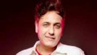 أرملة محمد رحيم تهاجم تامر حسني: لماذا حذفت مشاهد زوجي من الكليب؟