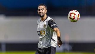 الموهبة المغربية حمزة بلاري