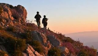 جنديان إسرائيليان على حدود سوريا - أرشيفية