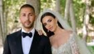 «ليلة الديسكو» تحوّل زفاف زين قطامي وسيليو صعب إلى عرض أزياء غريب