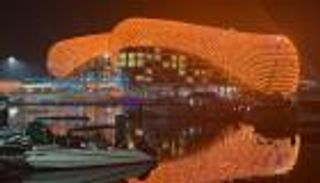 احتفاء بمرور 20 عاما على انطلاق جائزة أبوظبي.. إضاءة أبرز المعالم