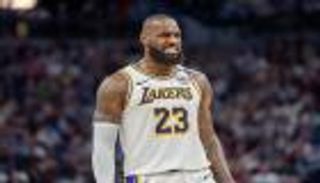 مزحة أم حقيقة؟.. ليبرون جيمس متهم بتعاطي المنشطات