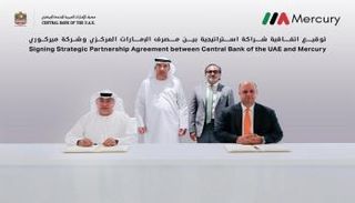 جانب من توقيع اتفاقية إطلاق المشروع