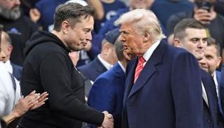 الرئيس الأمريكي دونالد ترامب والملياردير إيلون ماسك
