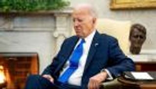 بايدن يبيع مذكراته.. تراجع قياسي في «سوق النشر الرئاسي»