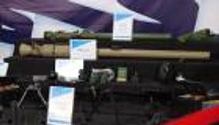 أسلحة الحوثي تحت المجهر.. «المقاومة اليمنية» تعرض «الشحنة الأضخم» (صور)