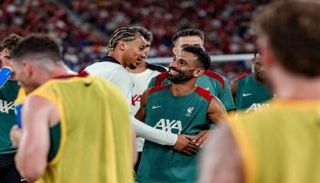 محمد صلاح وإيكيتيكي