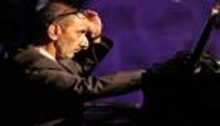 زياد الرحباني.. نغمة تمرد لا تموت (بروفايل)