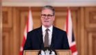 فاينانشال تايمز: ستارمر يقطع عطلة حكومته من أجل غزة