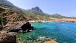 «كاب حمام».. وجهة استجمام مفضلة للسياحة المحلية في تونس