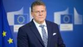 صفقة الأطلسي المثيرة.. المفاوض الأوروبي يدافع عن اتفاق ترامب التجاري