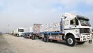 38 شاحنة مساعدات إماراتية جديدة تدخل إلى غزة