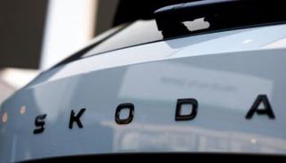 علامة شركة تصنيع السيارات «سكودا»