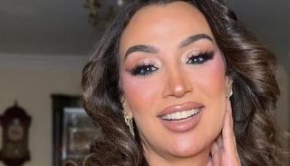 وعكة صحية للفنانة صفاء جلال وابنتها