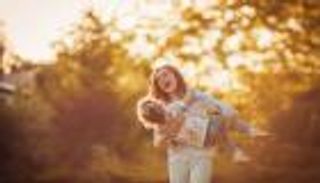 5 استراتيجيات فعالة لتنظيم حياة الأطفال خلال العطلة الصيفية