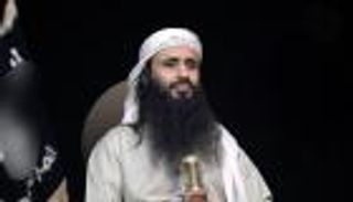 أمريكا تضاعف مكافأة «معلومات» عن زعيم قاعدة اليمن.. تعرف على العولقي