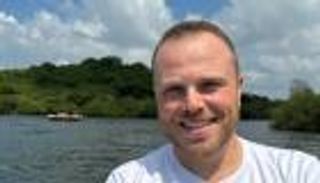 الابن «غير البيولوجي».. من هو عاصي زياد الرحباني؟